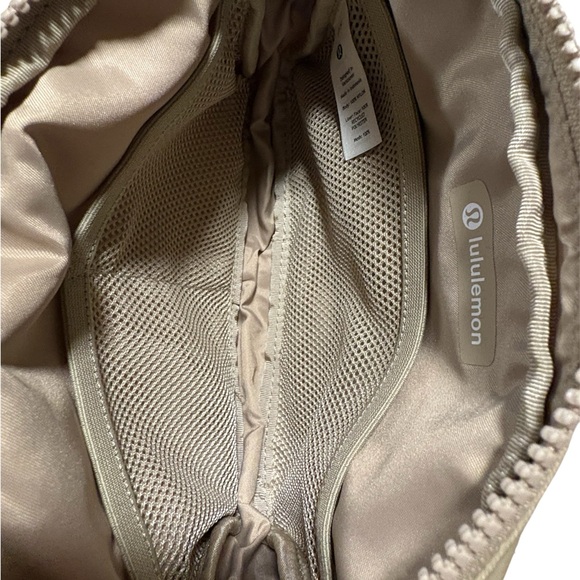 Lululemon Beige Belt Bag - Picture 3 of 5